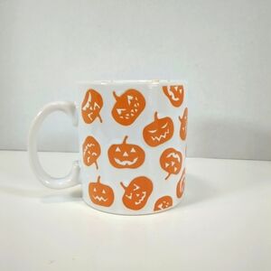 Jack O Lantern large Halloween, white and orange coffee mug